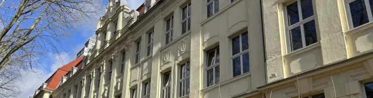 Wilhelm-Heinrich-von-Riehl-Schule Header