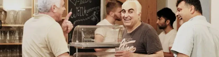 Café Why Not? Lokstedt Header