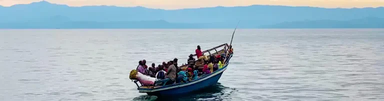 Bootsanlegestelle für Kinderdorf im Kongo Header