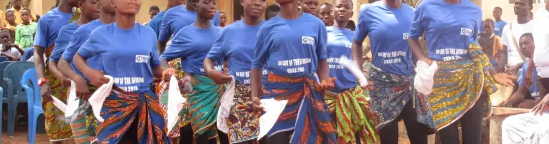 Grundschulbildung in Uganda Header