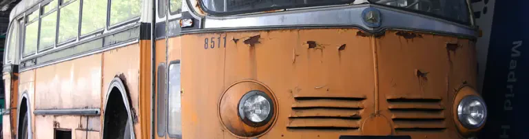Mercedes-Benz O6600H - Ein neues Armaturenbrett für einen Oldtimerbus Header