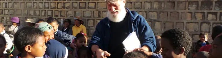 Medikamente für Akamasoa Header