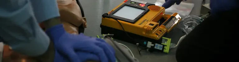 Automat. externe Defibrillatoren (AED) für den Sanitätsdienst Header