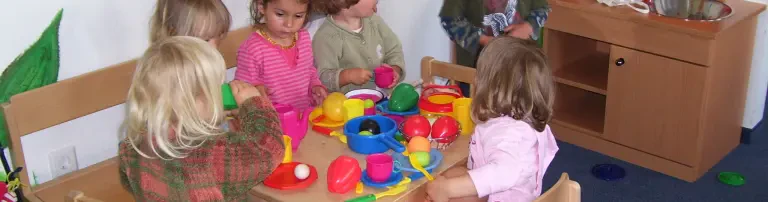 Viererkinderwagen für die Bertreuung durch die Tagesmütter Header