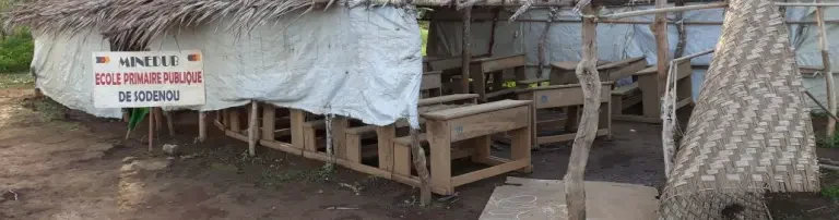 Ein Dach über dem Kopf: Zwei Klassenzimmer und ein Lehrerhaus für die Grundschule SODENOU in Kamerun/Afrika Header